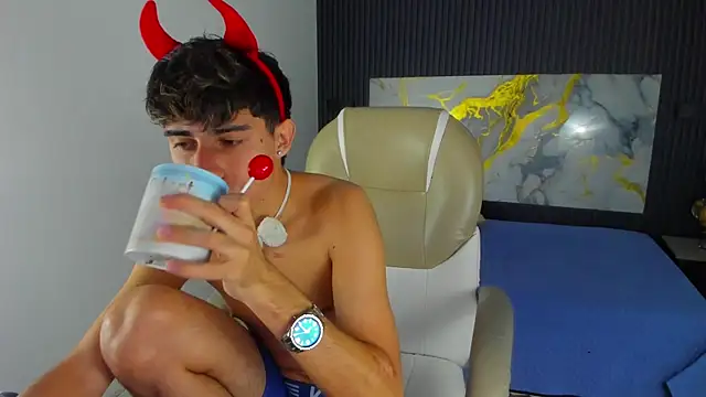 Dyla n18 online show from January 9, 2026, 8:43 pm