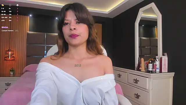 Antonella Torres2 online show from January 11, 2025, 3:13 am