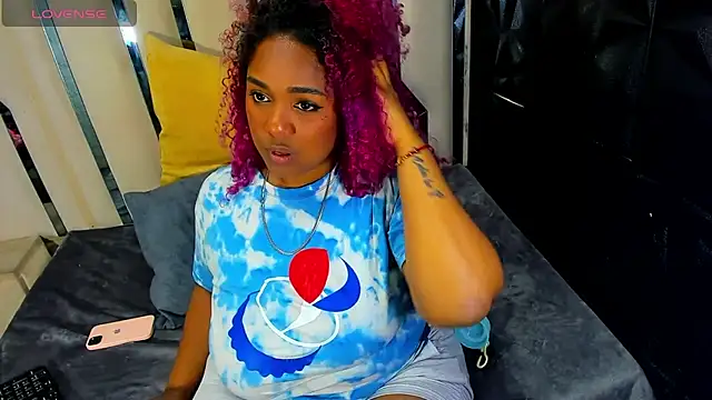 Just Gissellex online show from July 13, 2026, 8:22 pm