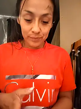 lovlypussy55 online show from September 30, 2025, 10:20 am