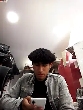 alexander32r online show from September 24, 2025, 4:54 pm