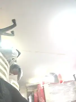 alexander32r online show from December 18, 2025, 3:07 pm