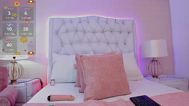 MonserratPeters online show from January 15, 2025, 3:43 am