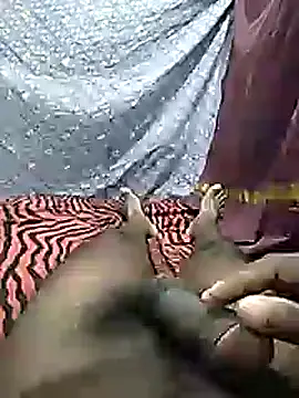 mallucallboy2104 online show from February 8, 2025, 3:52 am