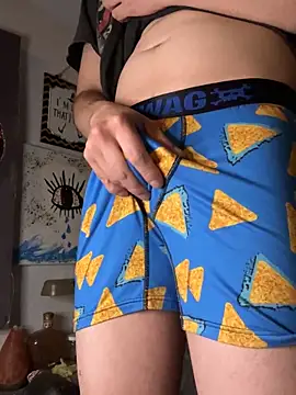 bootymunch333r online show from January 2, 2025, 8:28 am