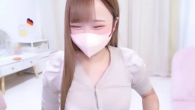 MAIKA pyon online show from September 29, 2025, 11:42 pm