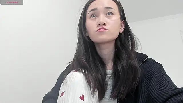 aenie online show from March 14, 2025, 9:14 am