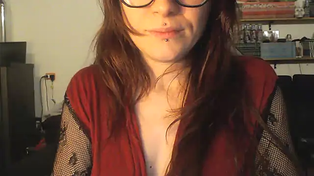 complicata mente online show from January 28, 2025, 9:29 pm