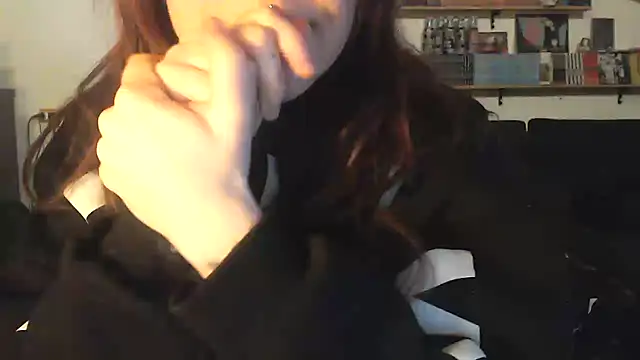 complicata mente online show from February 1, 2025, 9:11 am