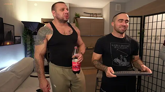 Alex xxx online show from November 15, 2025, 3:52 pm