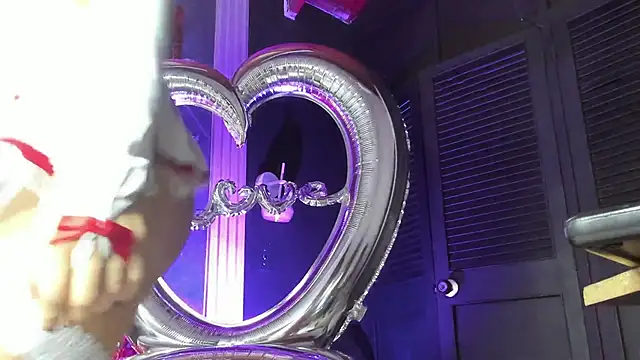 haileycat online show from February 14, 2026, 3:03 am