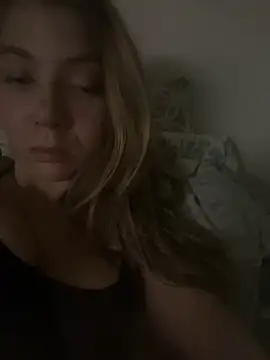 Mandispandis1 online show from December 19, 2024, 9:17 pm