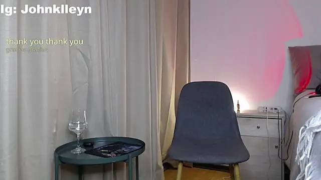 jonhklleyn online show from April 16, 2026, 9:39 pm