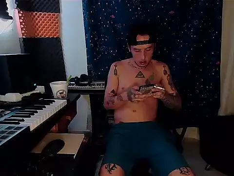 Snapshot of patrik_tattoo_ chatting on February 16, 2025, 10:10 am patrik tattoo online show from February 16, 2025, 10:10 am