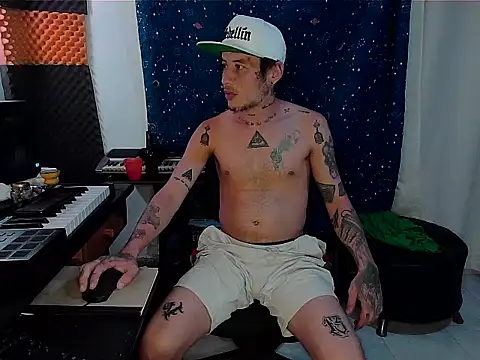 Snapshot of patrik_tattoo_ chatting on February 23, 2025, 2:29 am patrik tattoo online show from February 23, 2025, 2:29 am