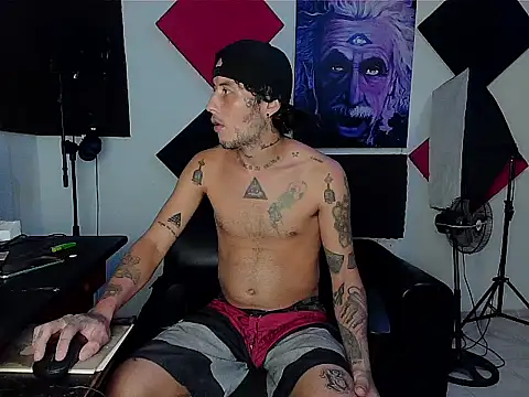 Snapshot of patrik_tattoo_ chatting on September 24, 2025, 3:21 am patrik tattoo online show from September 24, 2025, 3:21 am