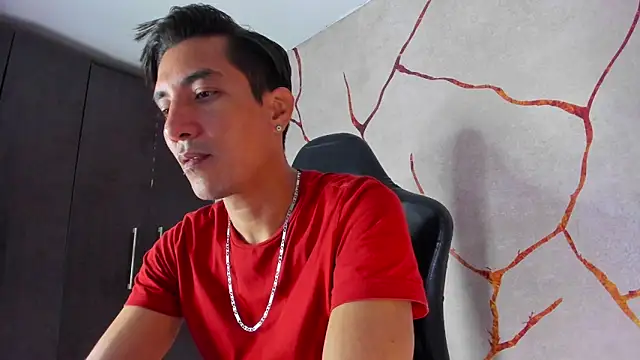 EdwardVlad online show from December 12, 2024, 7:15 pm