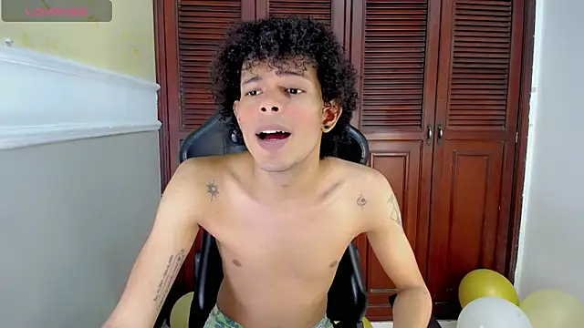 rose Skinny  online show from September 11, 2025, 9:26 pm