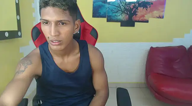 mau elixxx online show from December 13, 2024, 1:48 am