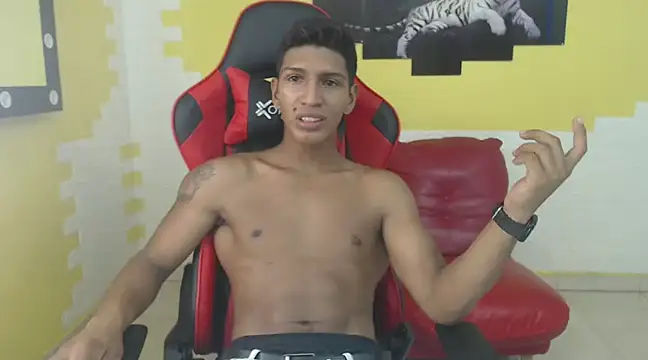 mau elixxx online show from December 17, 2024, 5:58 pm