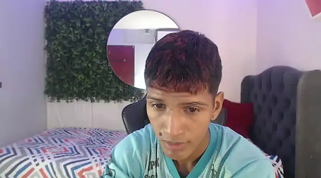 mau elixxx online show from January 3, 2025, 10:08 pm