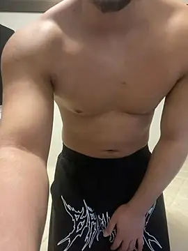 YU-KI00 online show from November 12, 2025, 11:32 am