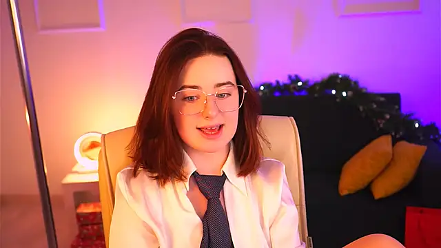 AnnTerry  online show from December 20, 2024, 10:38 am