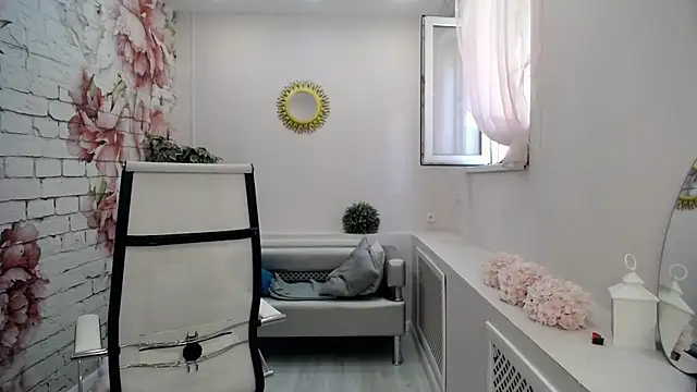 Cutie Asya online show from June 8, 2026, 5:19 am