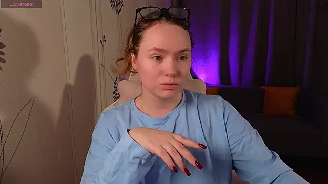 Kari Lunna online show from October 19, 2025, 2:56 am