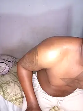 Snapshot of Champs303@xh chatting on November 4, 2025, 7:46 pm Champs303xh online show from November 4, 2025, 7:46 pm