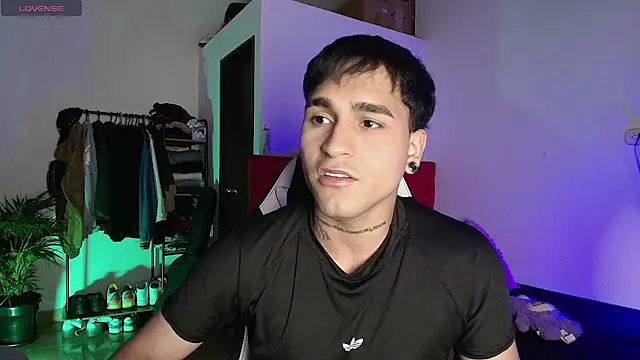 Snapshot of christianwang chatting on June 27, 2026, 1:43 am christianwang online show from June 27, 2026, 1:43 am