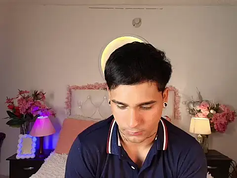 Snapshot of christianwang chatting on July 6, 2026, 8:44 pm christianwang online show from July 6, 2026, 8:44 pm