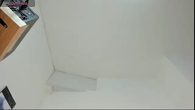 zulyjones online show from September 18, 2025, 11:45 am