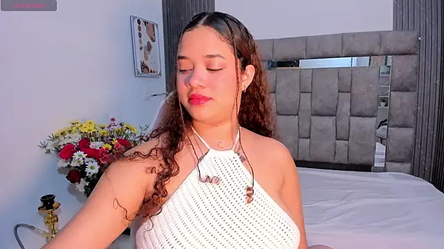 zulyjones online show from November 21, 2025, 12:48 pm