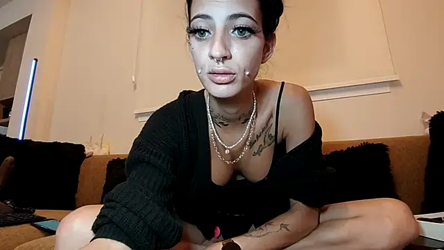 Snapshot of mrs_skinny_goddess chatting on November 8, 2025, 6:51 pm mrs skinny goddess online show from November 8, 2025, 6:51 pm