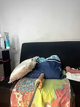 chiquimaturesexy online show from February 13, 2025, 1:37 pm