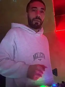 Snapshot of djtimka chatting on November 8, 2025, 6:51 pm djtimka online show from November 8, 2025, 6:51 pm