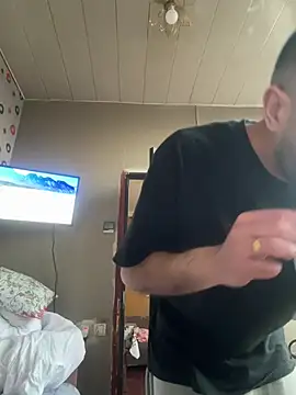 Snapshot of djtimka chatting on February 4, 2026, 2:01 pm djtimka online show from February 4, 2026, 2:01 pm