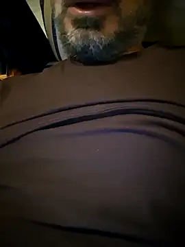 1talianBeutifulCock online show from December 17, 2025, 4:02 pm