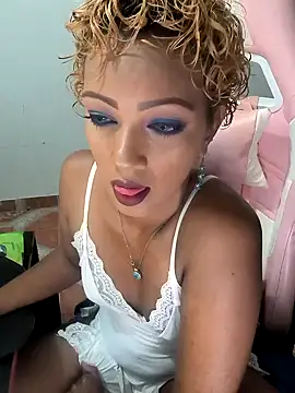 Amaliu  online show from October 18, 2025, 1:56 pm