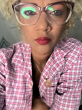 Amaliu  online show from February 18, 2026, 2:24 pm