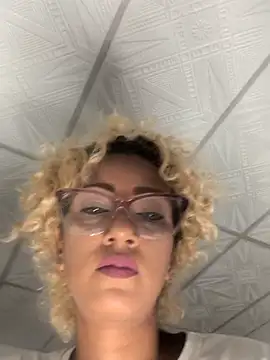 Amaliu  online show from March 25, 2026, 1:17 pm