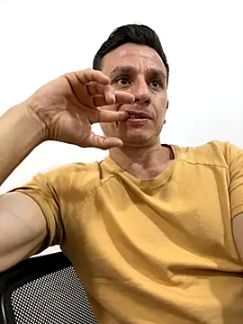 Andrewfalcon online show from October 24, 2025, 7:43 pm