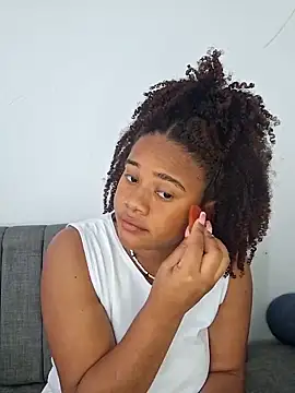 DANIELA MICHEL online show from December 26, 2024, 12:38 pm