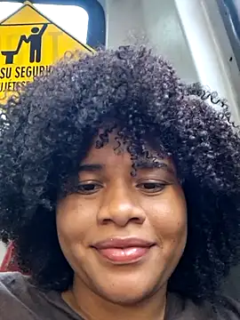 DANIELA MICHEL online show from February 1, 2025, 10:55 pm