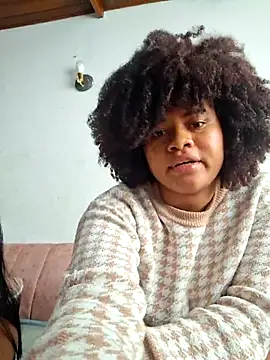 DANIELA MICHEL online show from March 7, 2025, 4:22 pm