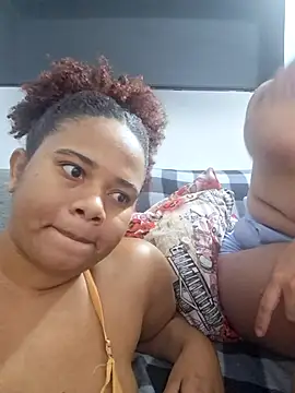 DANIELA MICHEL online show from December 3, 2025, 9:57 pm