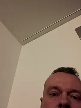 Snapshot of mikaaaaase chatting on March 2, 2025, 12:31 am mikaaaaase online show from March 2, 2025, 12:31 am