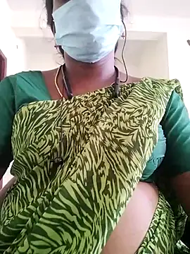 Snapshot of Preethytamilsexy chatting on June 27, 2026, 9:47 am Preethytamilsexy online show from June 27, 2026, 9:47 am