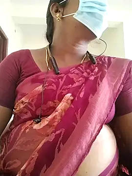 Snapshot of Preethytamilsexy chatting on August 4, 2026, 4:37 am Preethytamilsexy online show from August 4, 2026, 4:37 am